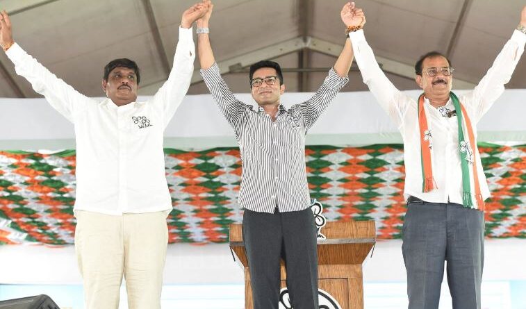 বাংলায় এসে বিহারের ছেলে ঝালমুড়ি বিক্রি করছে, কটাক্ষ অভিষেকের